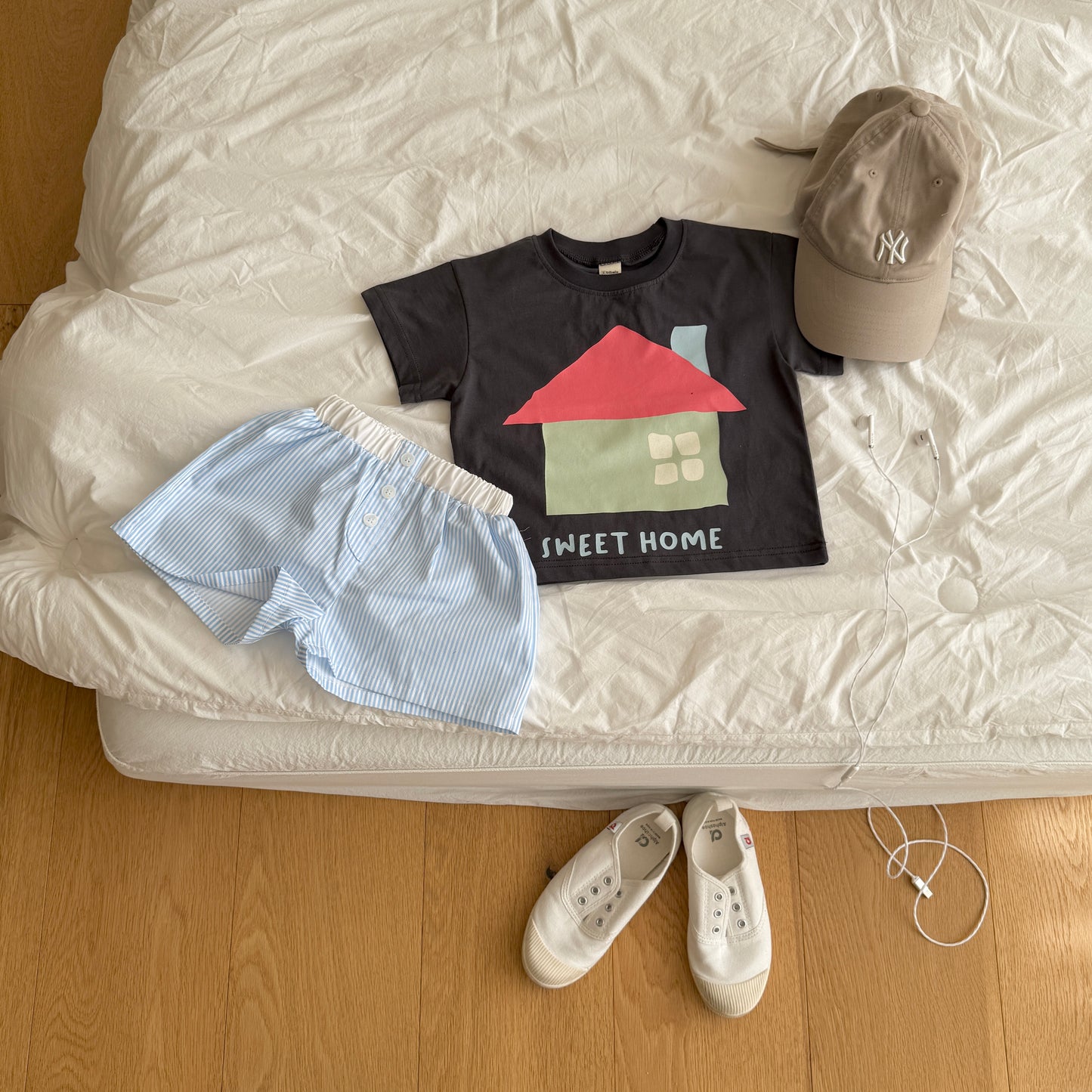 [PRE-ORDER] Mommy and Me Sweet Home T-shirt