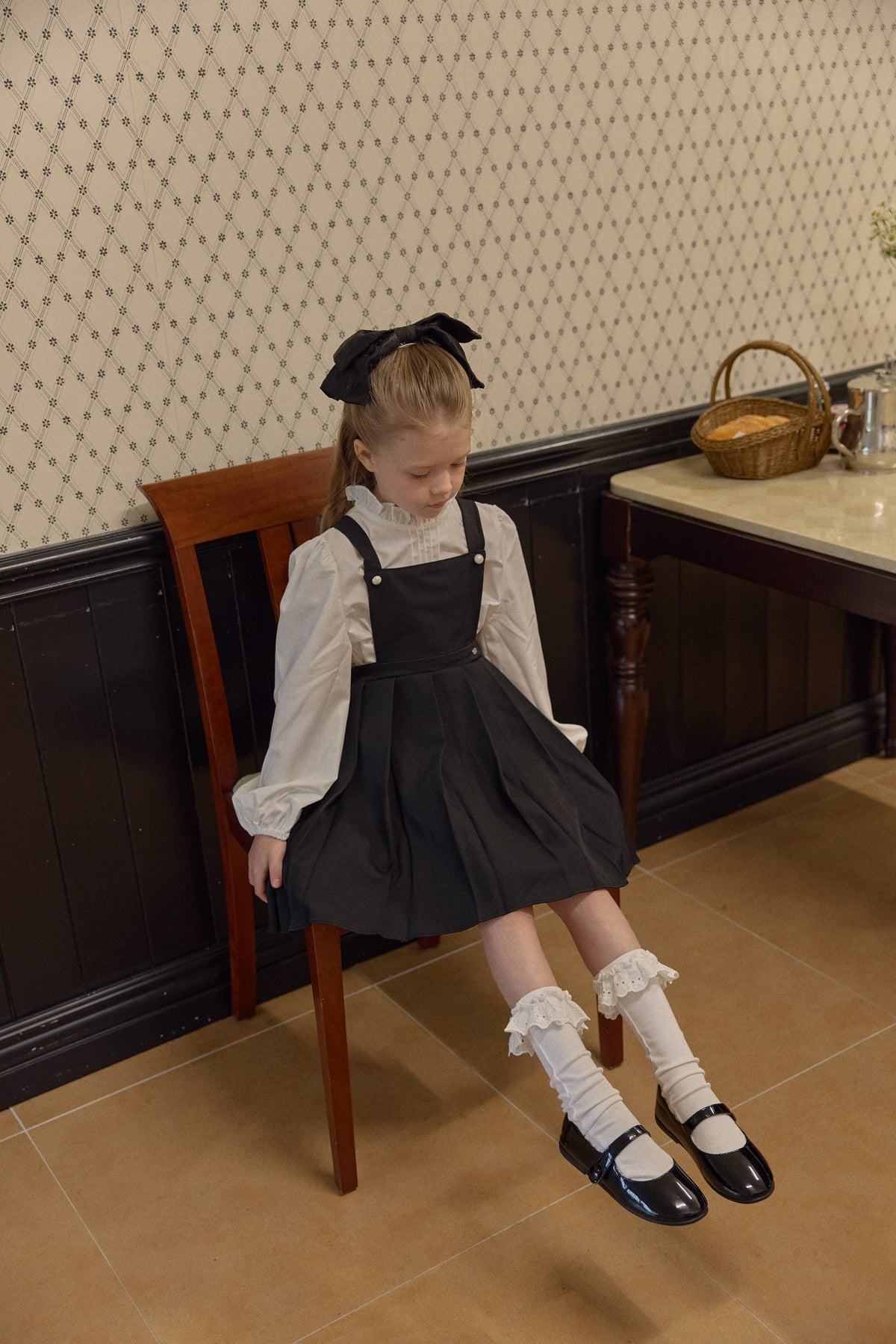 [PRE-ORDER] Oh Pin-tuck Blouse