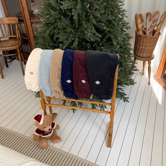 [PRE-ORDER] Signature corduroy pants