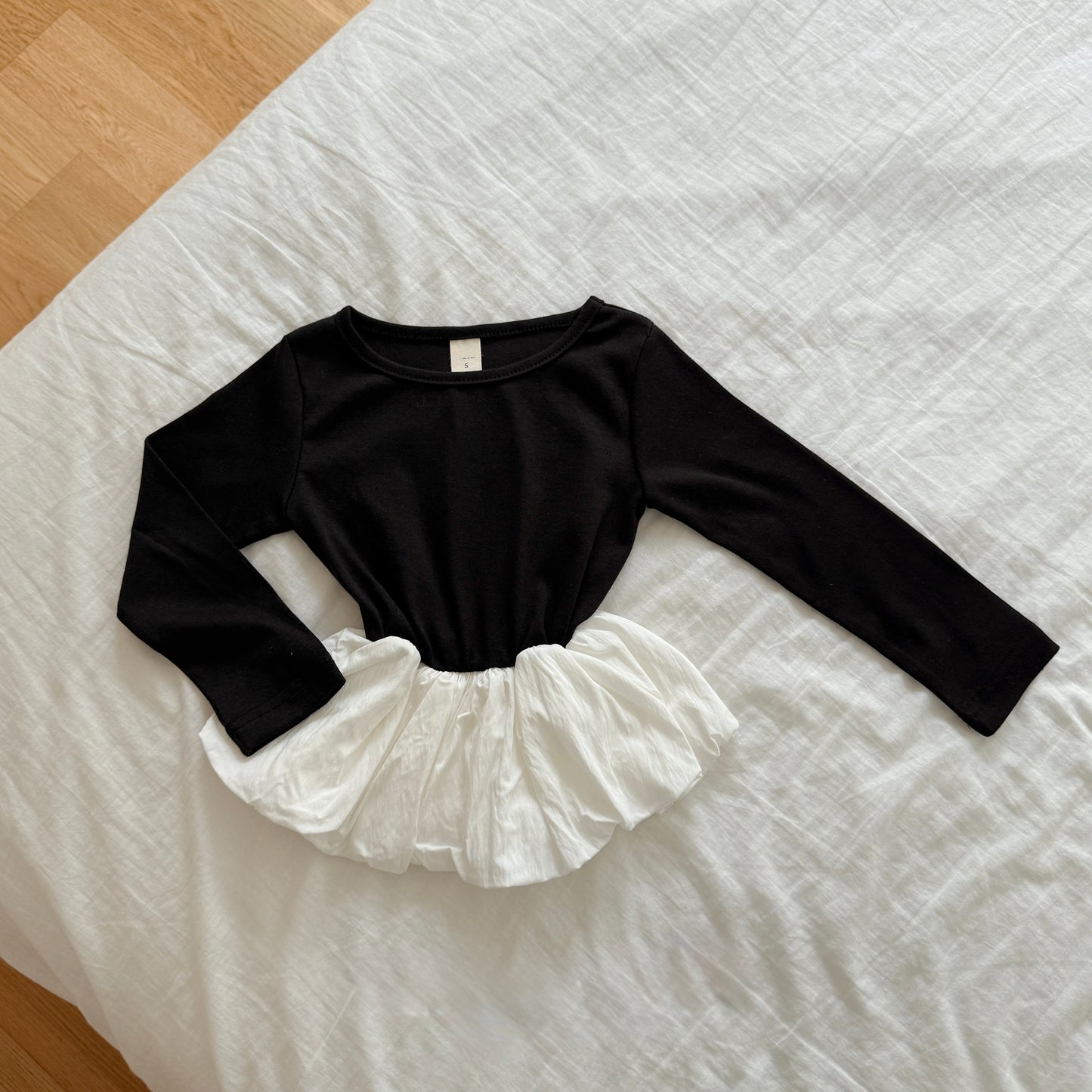 [PRE-ORDER] Balloon layered tee
