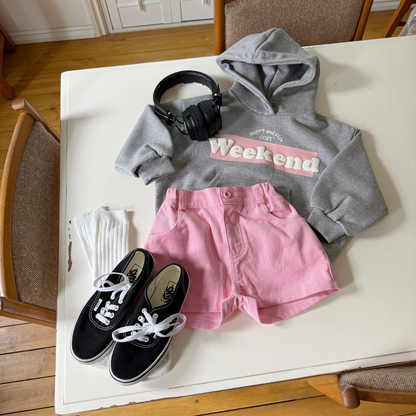 [PRE-ORDER] Weekend hoodie