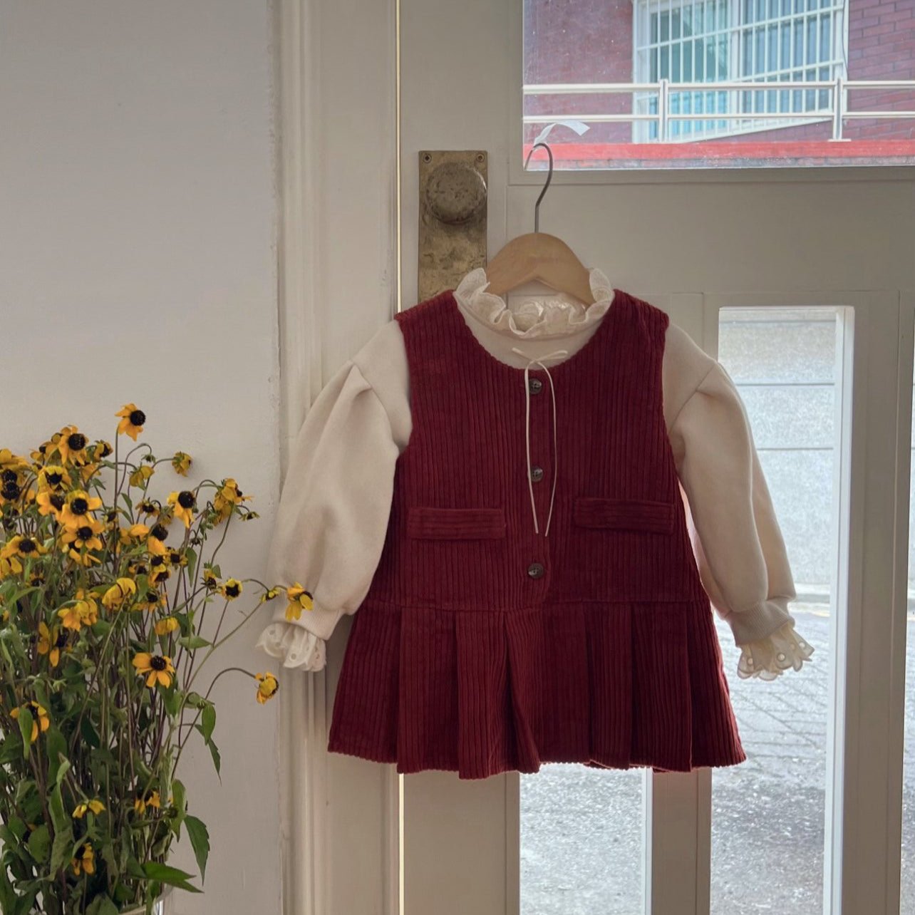 Aria corduroy dress [black S, red M]