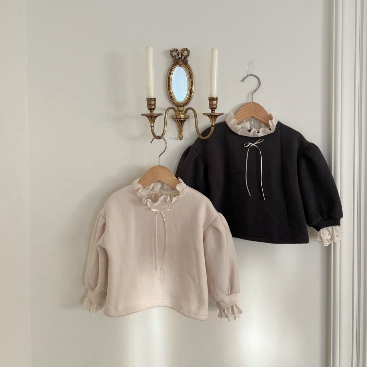 Olivia lace sweatshirt [M]