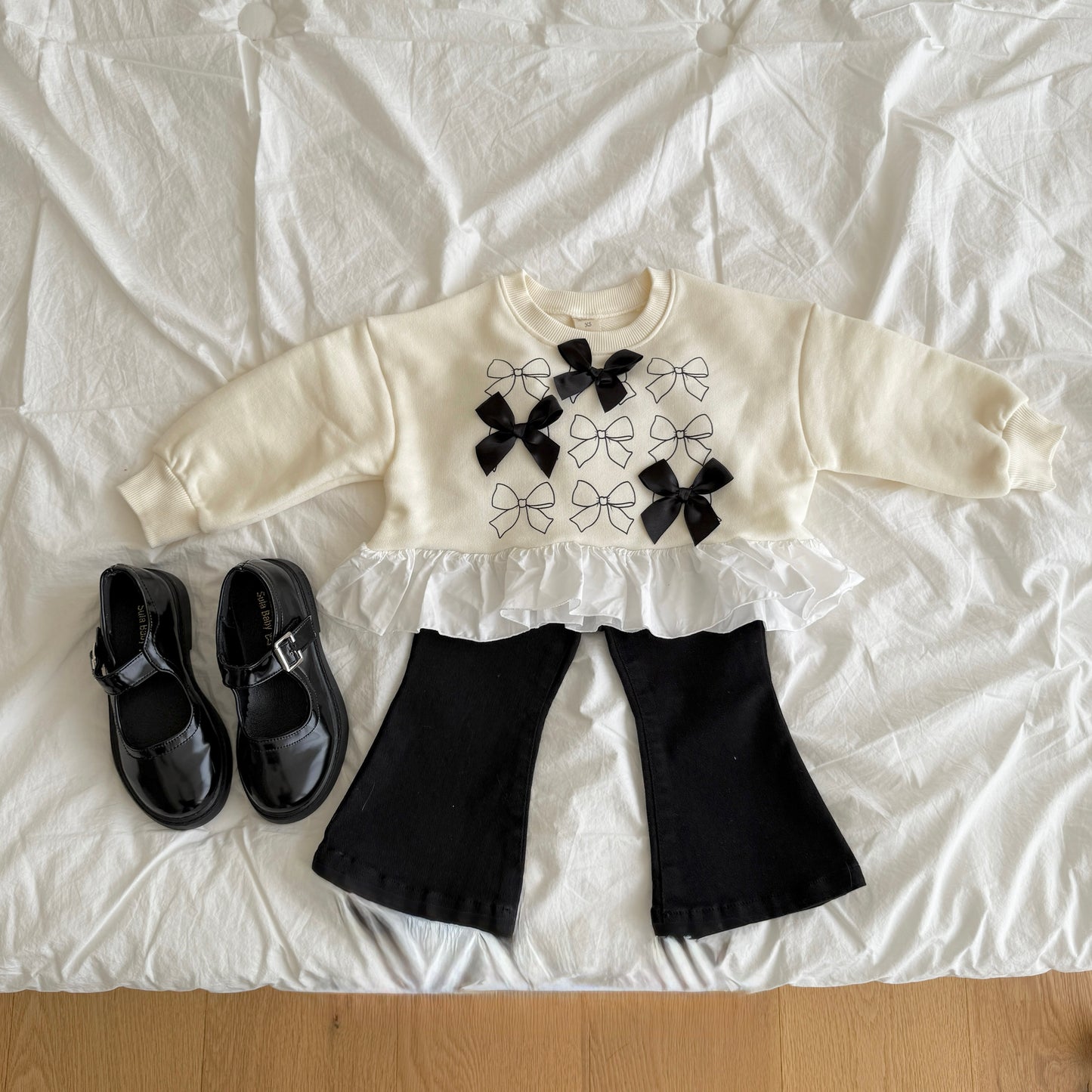 [PRE-ORDER] Lulu ribbon sweatshirt