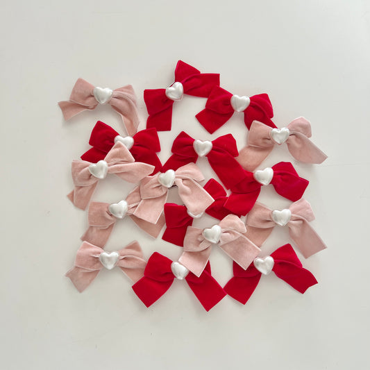 Pearl ribbon hair clip