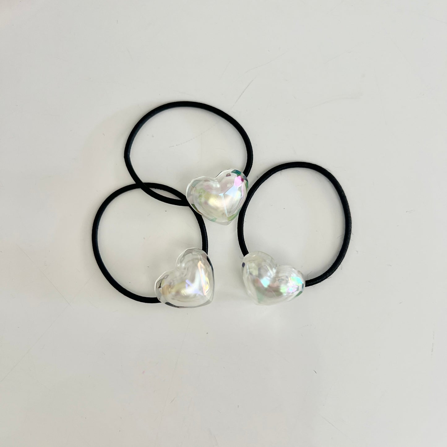 Pearl heart hair tie