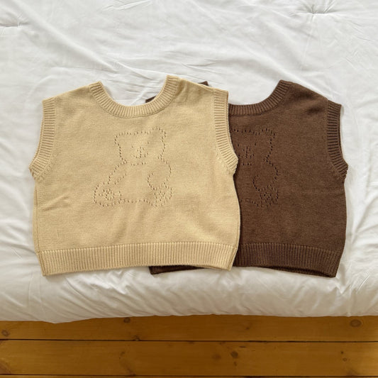 [PRE-ORDER] Bear knit vest