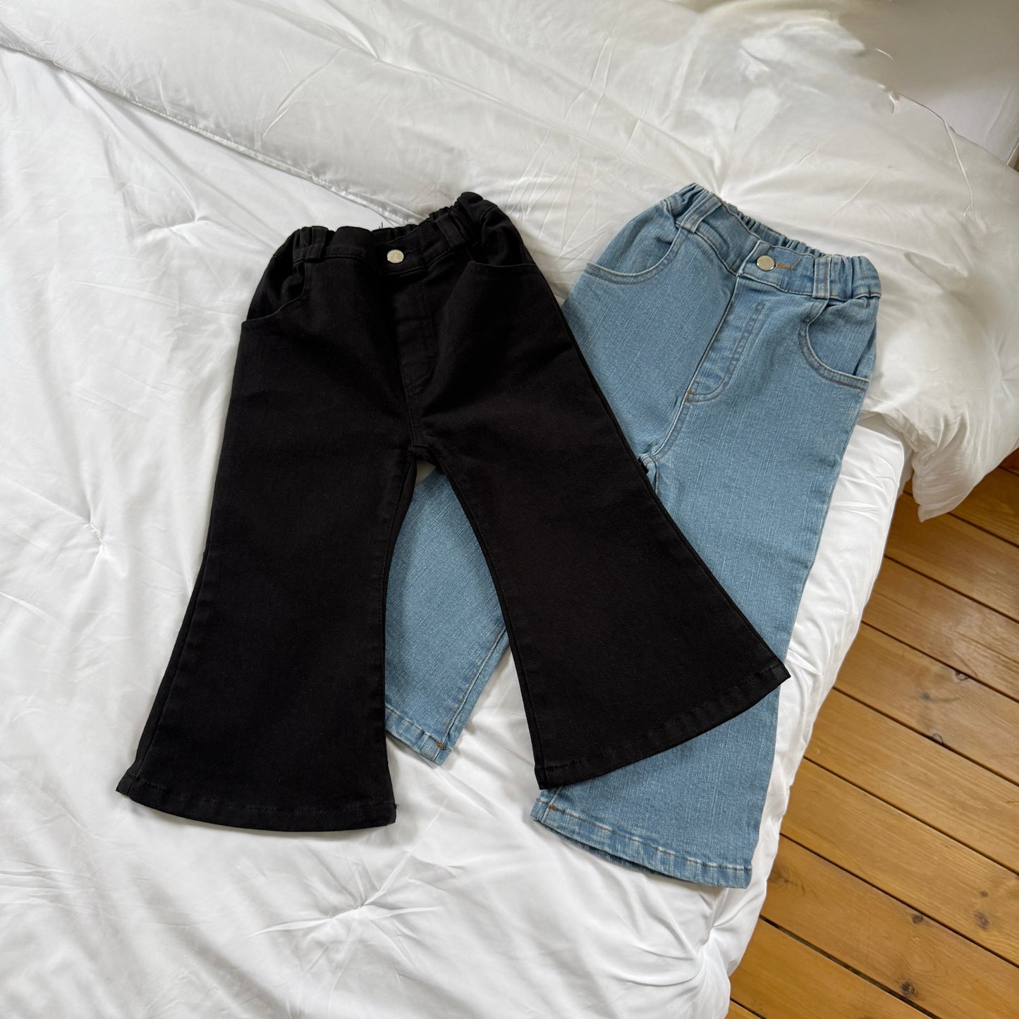 [PRE-ORDER] Ribbon bootcut jeans