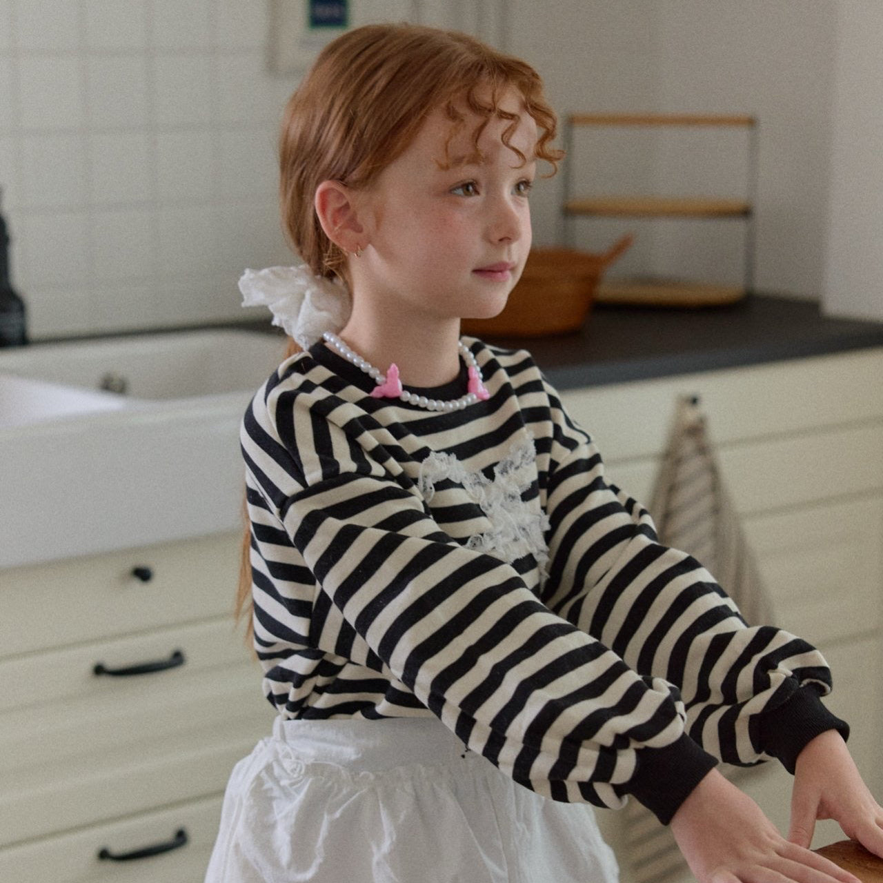 [PRE-ORDER] Striped ribbon sweatshirt
