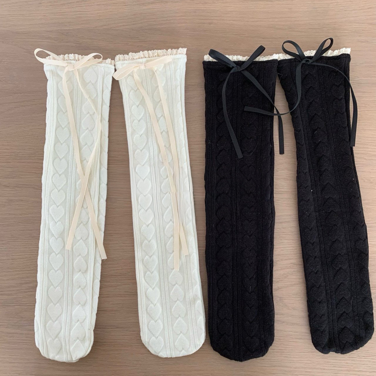 [PRE-ORDER] Heart knee socks