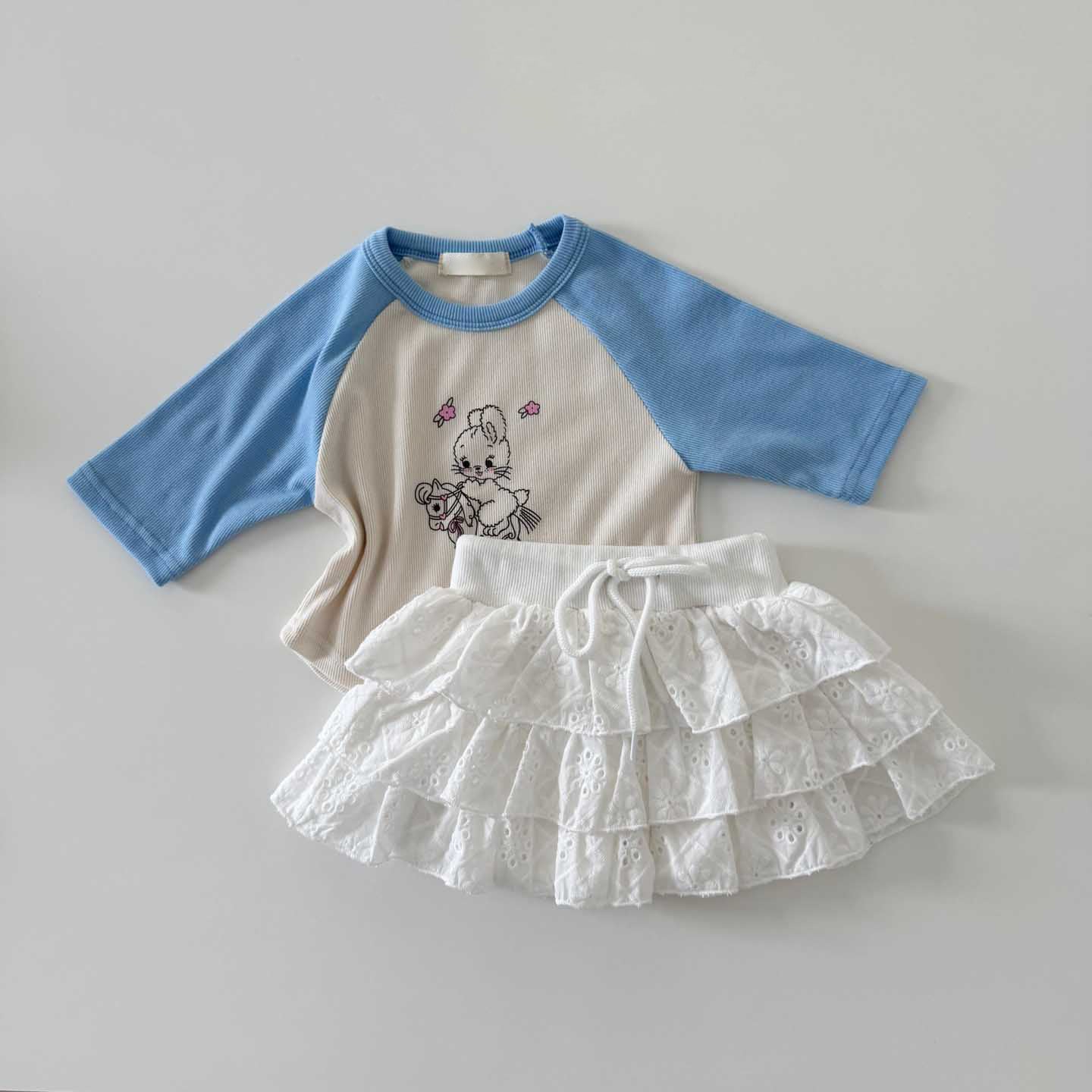 [PRE-ORDER] Rabbit raglan tee