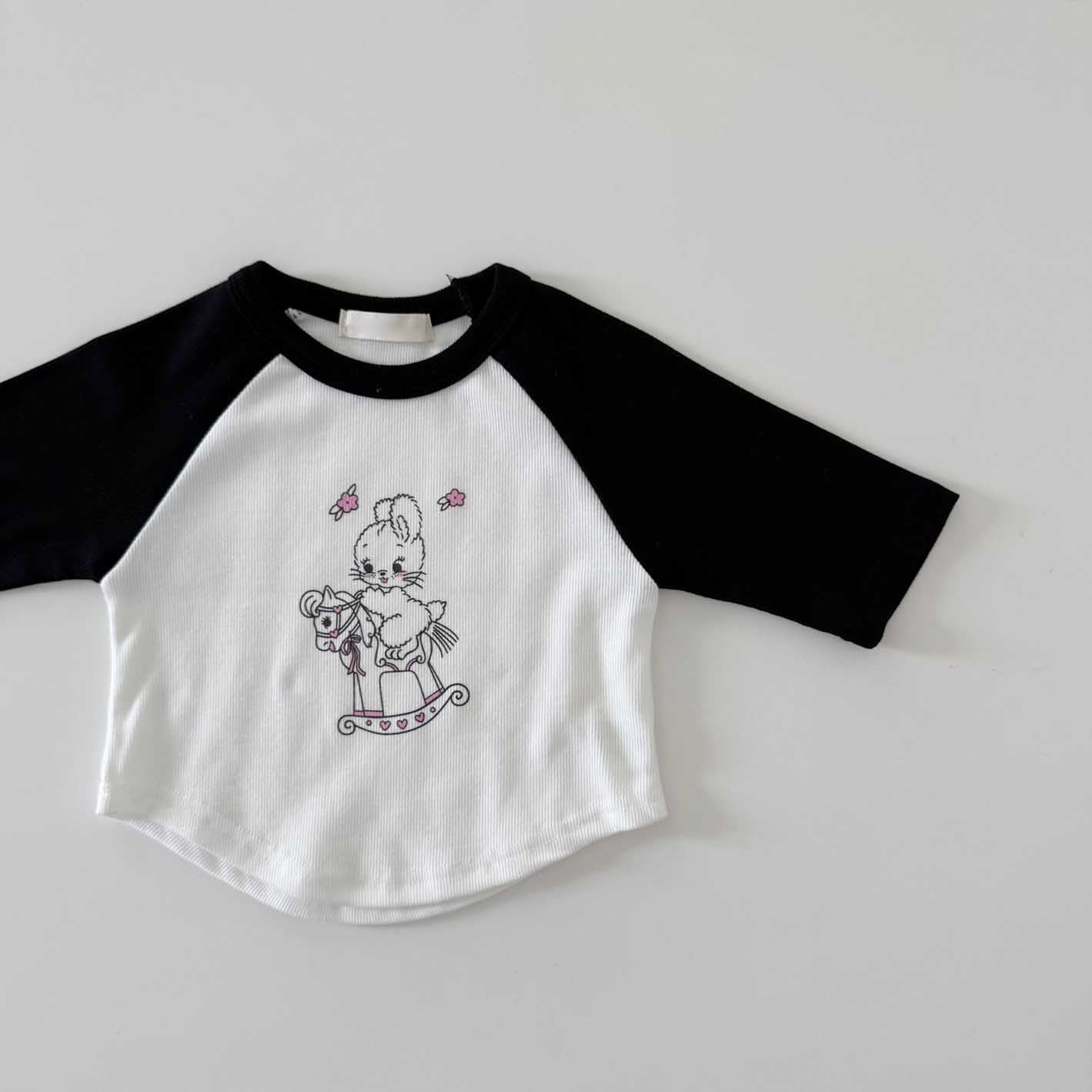 [PRE-ORDER] Rabbit raglan tee