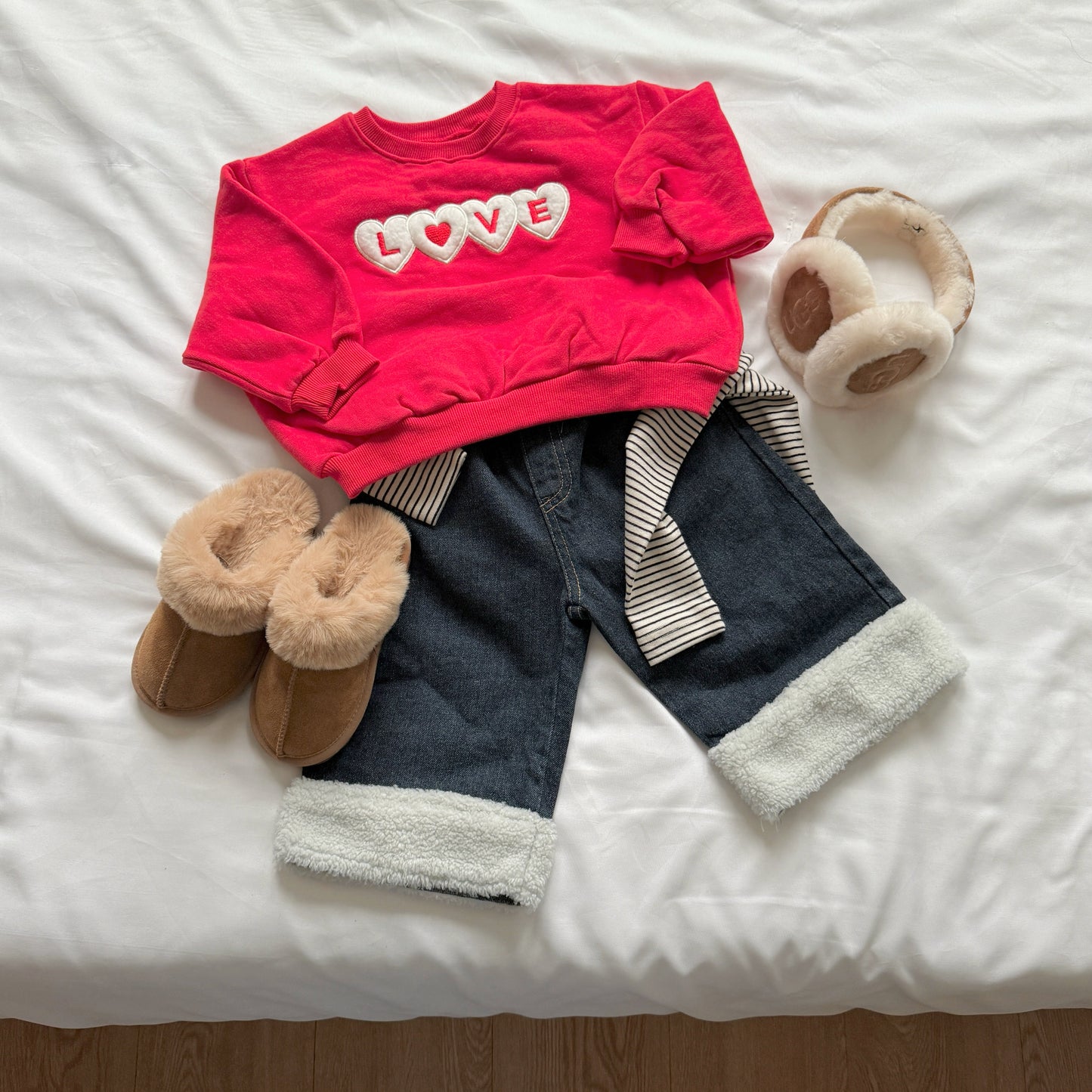 [PRE-ORDER] New Love Sweatshirt