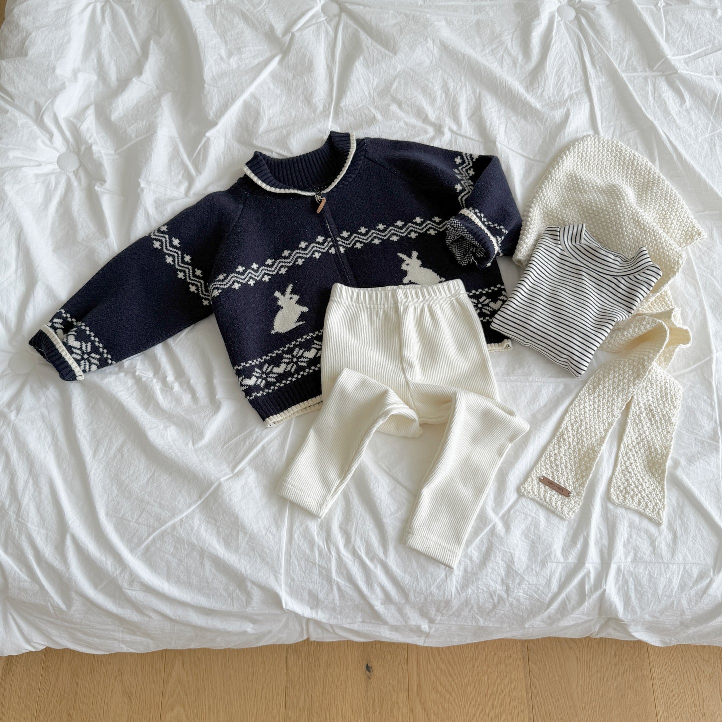 [PRE-ORDER] Handmade Knit Hoodie Muffler