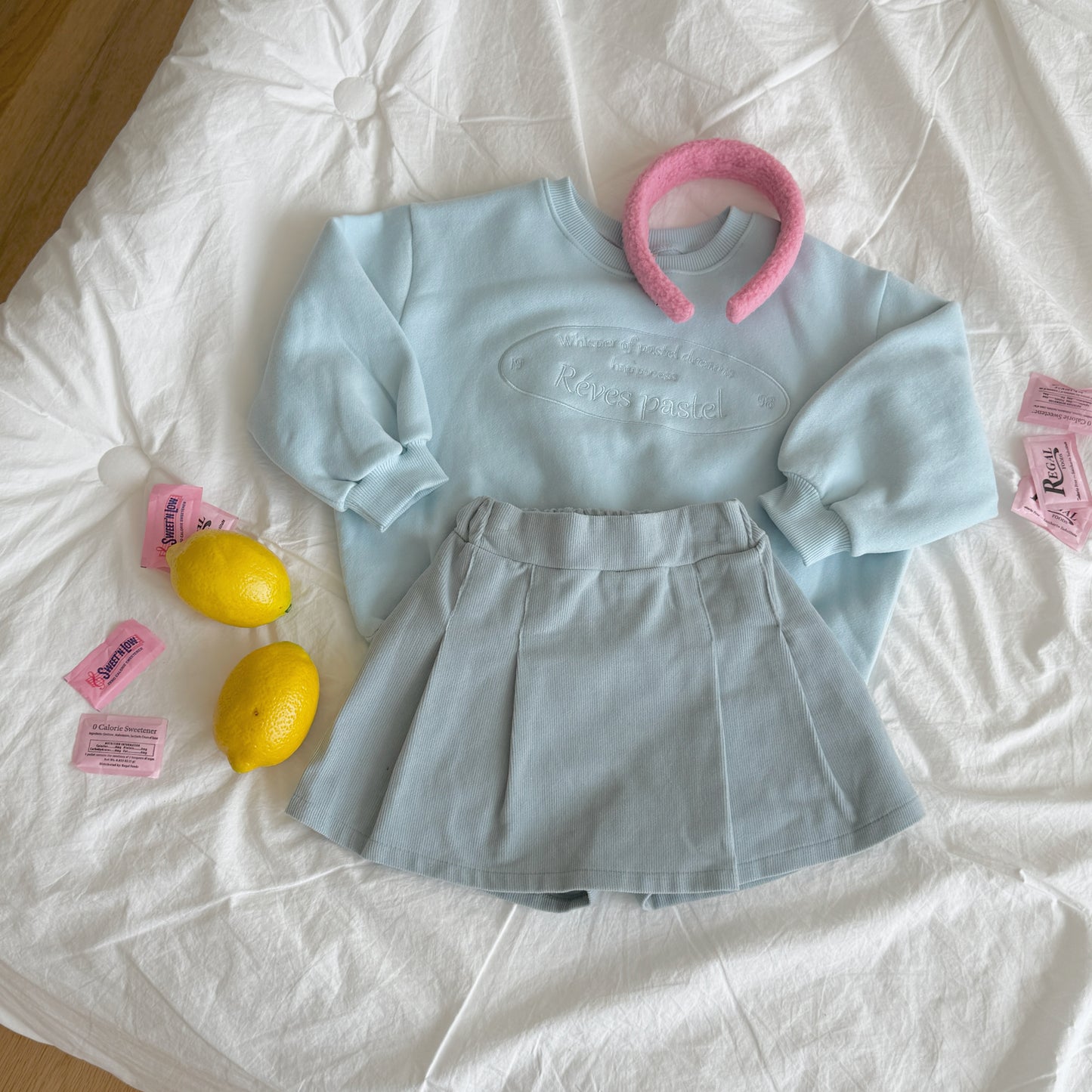 [PRE-ORDER] Pastel Sweatshirt