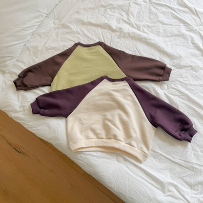 [PRE-ORDER] Little Things Sweatshirt
