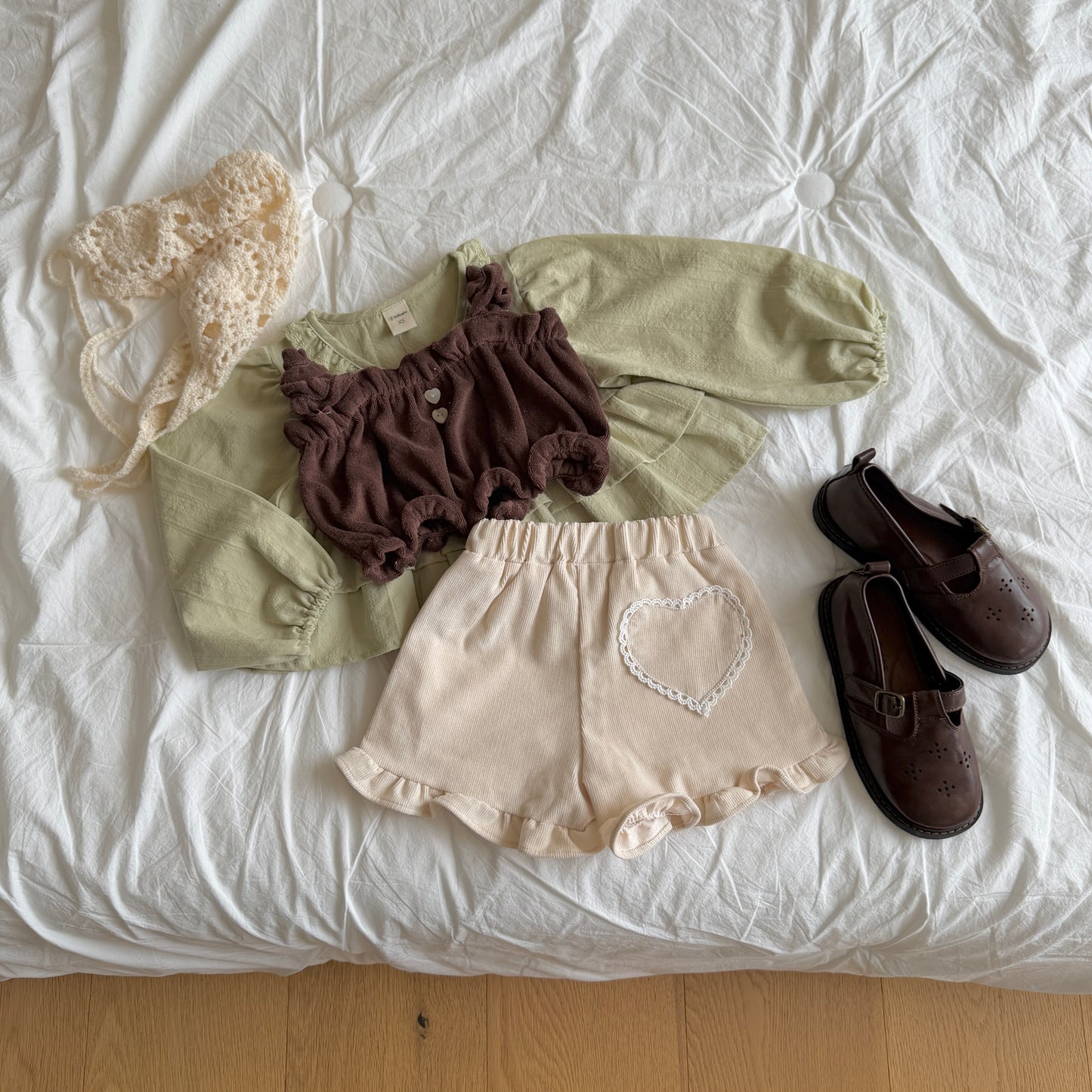 [PRE-ORDER] Heart Frill Corduroy Shorts