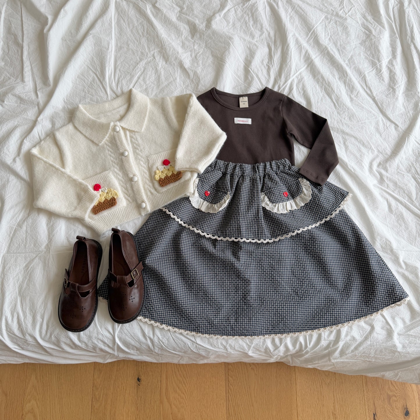 [PRE-ORDER] Cupcake Wool Knit Cardigan