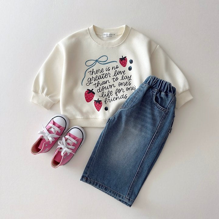 [PRE-ORDER] Strawberry Ribbon Sweatshirt
