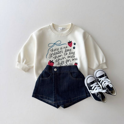 [PRE-ORDER] Strawberry Ribbon Sweatshirt