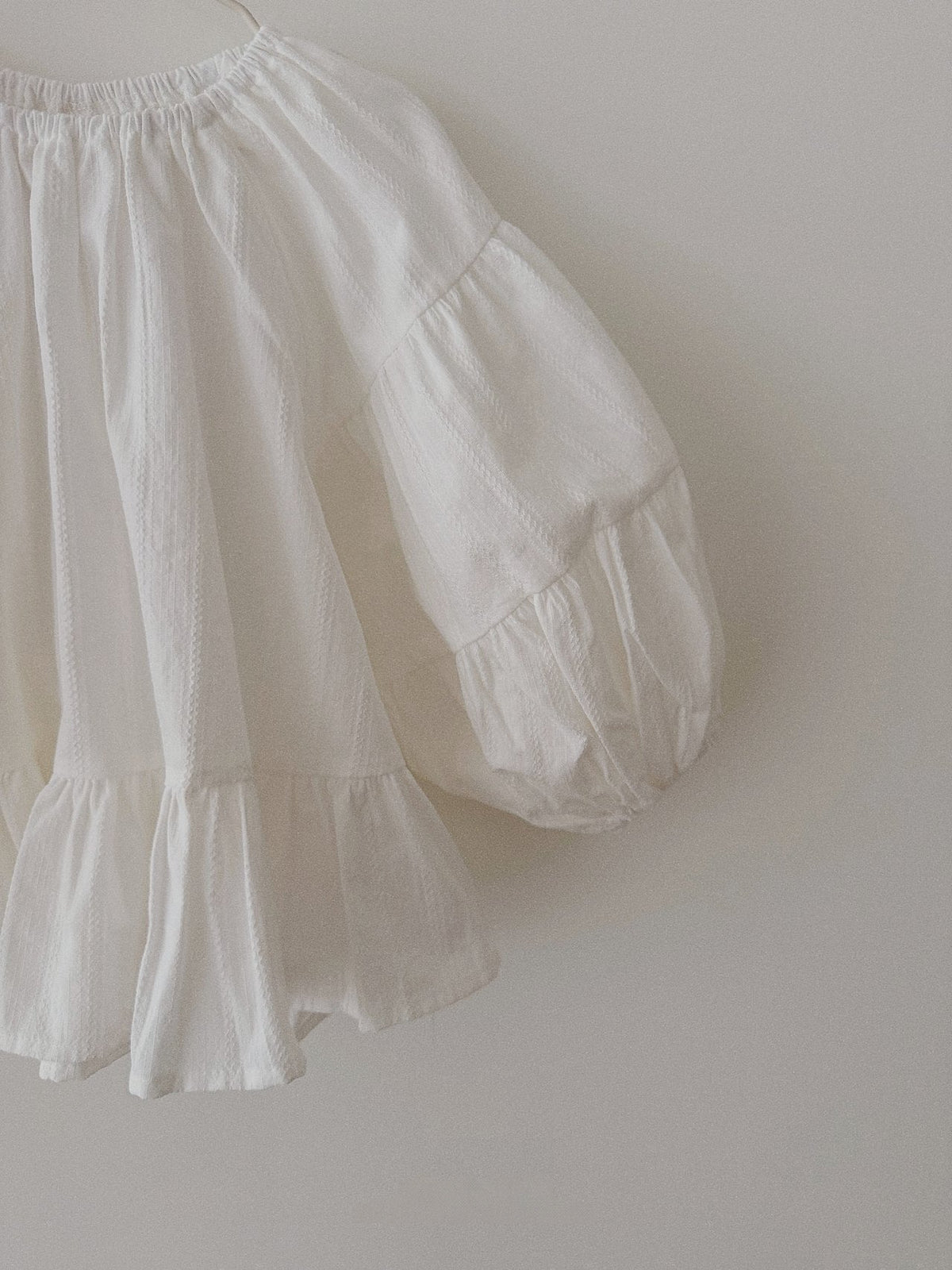 [PRE-ORDER] Puff Shirring Blouse