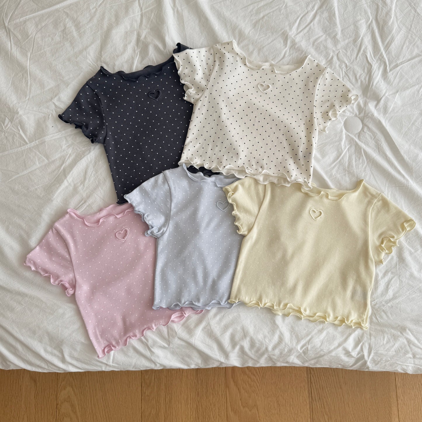 [PRE-ORDER] Dot Heart Punching Tee