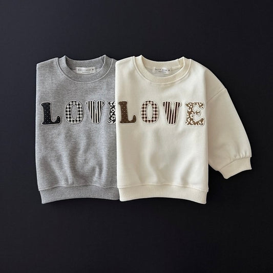 [PRE-ORDER] Love Patch Sweatshirt