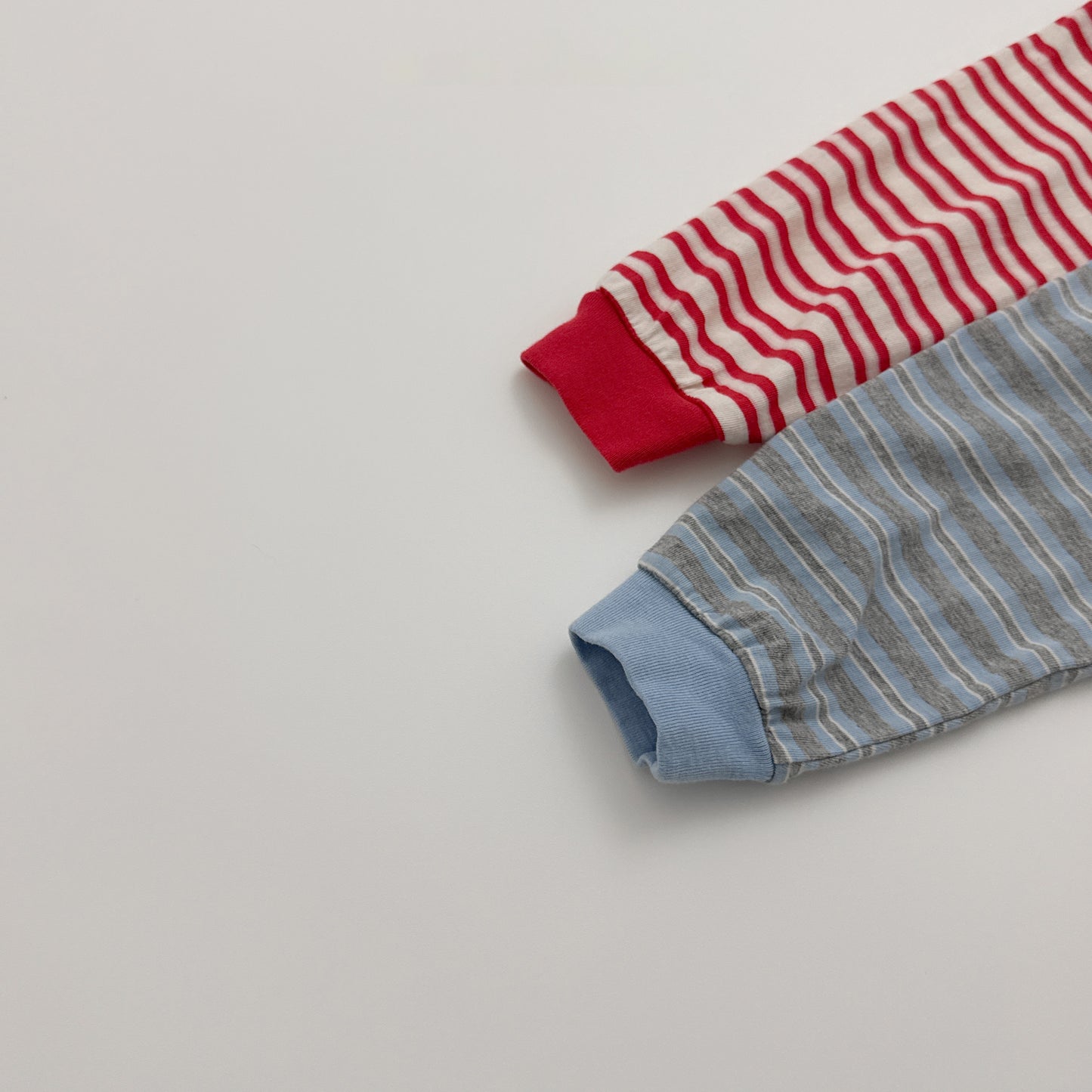 [PRE-ORDER] Double Stripe  Long Sleeve Tee