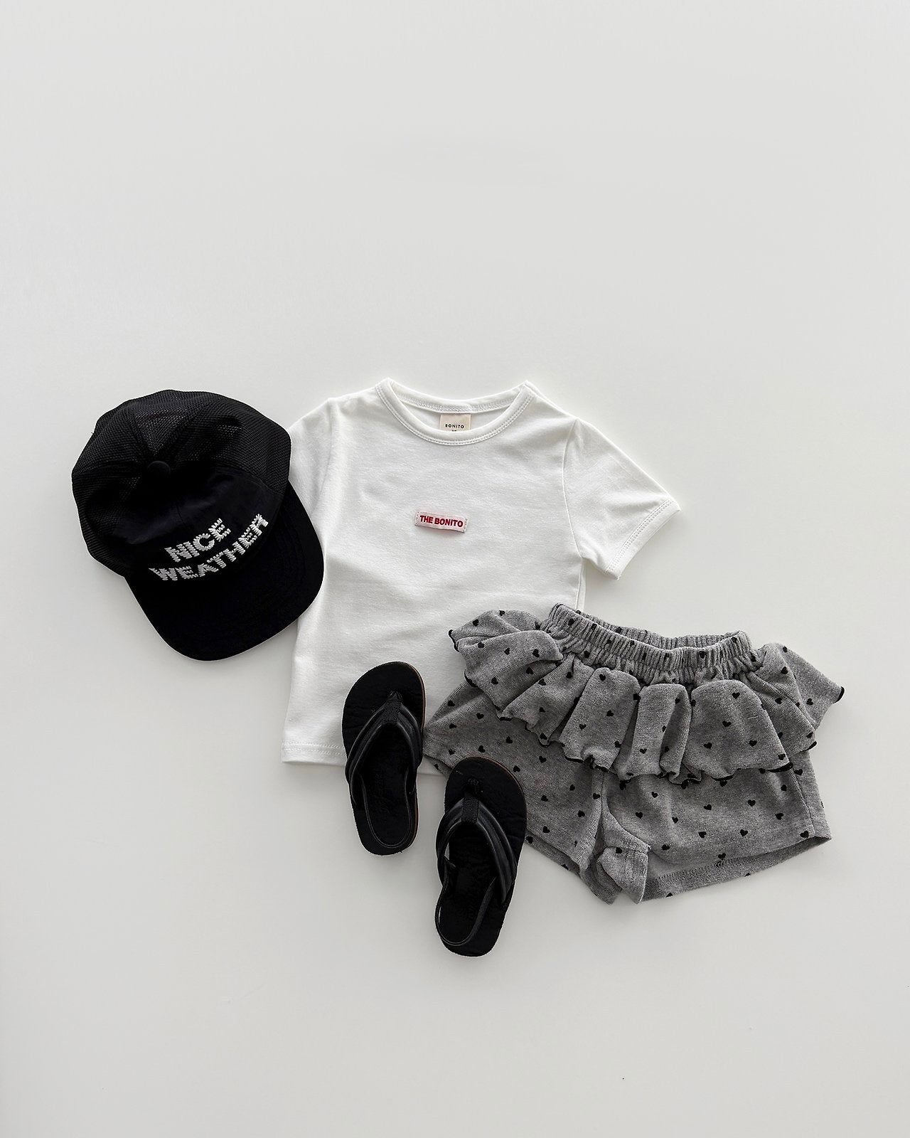 [PRE-ORDER] Mini Heart Frill Terry shorts