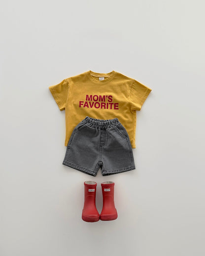 [PRE-ORDER] Mom's Favorite Tee