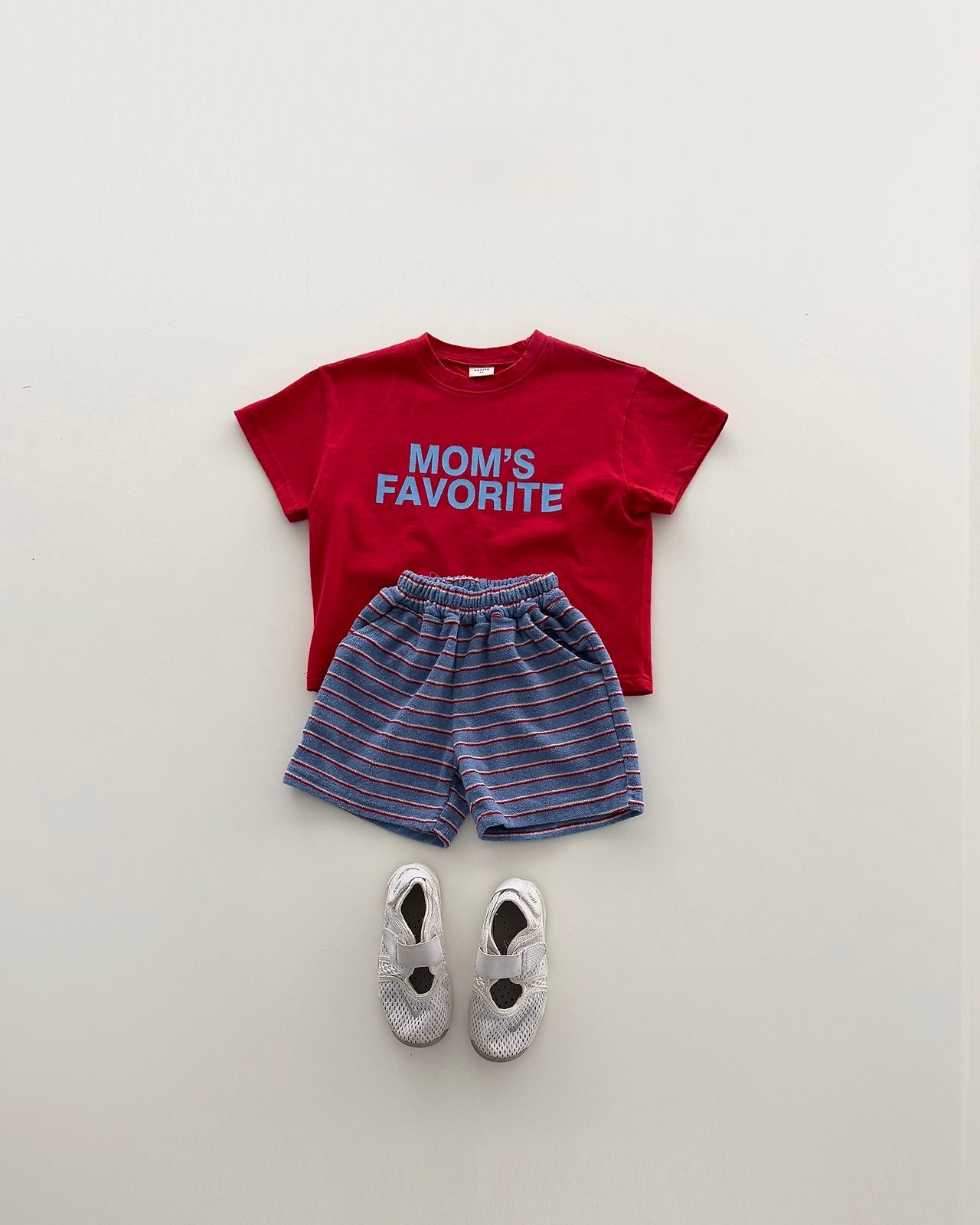 [PRE-ORDER] Mom's Favorite Tee