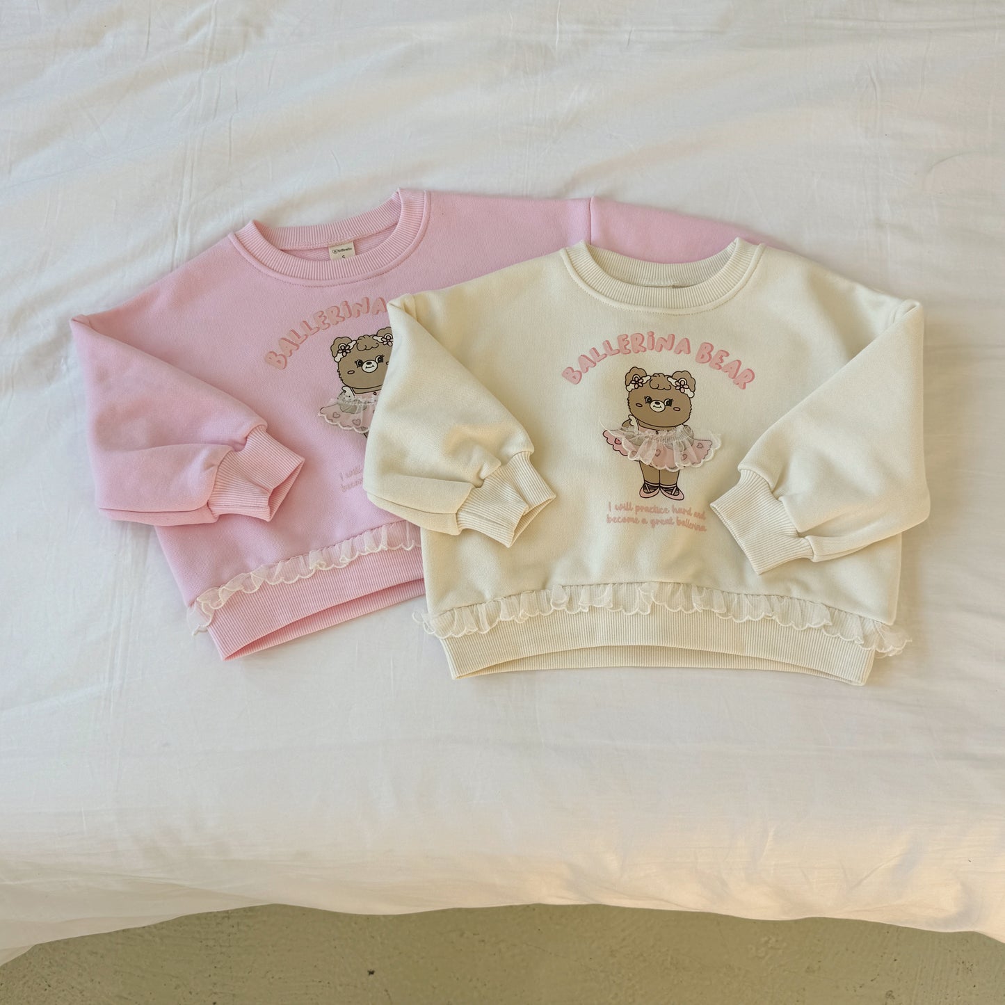 [PRE-ORDER] Ballet bear frill sweatshirt