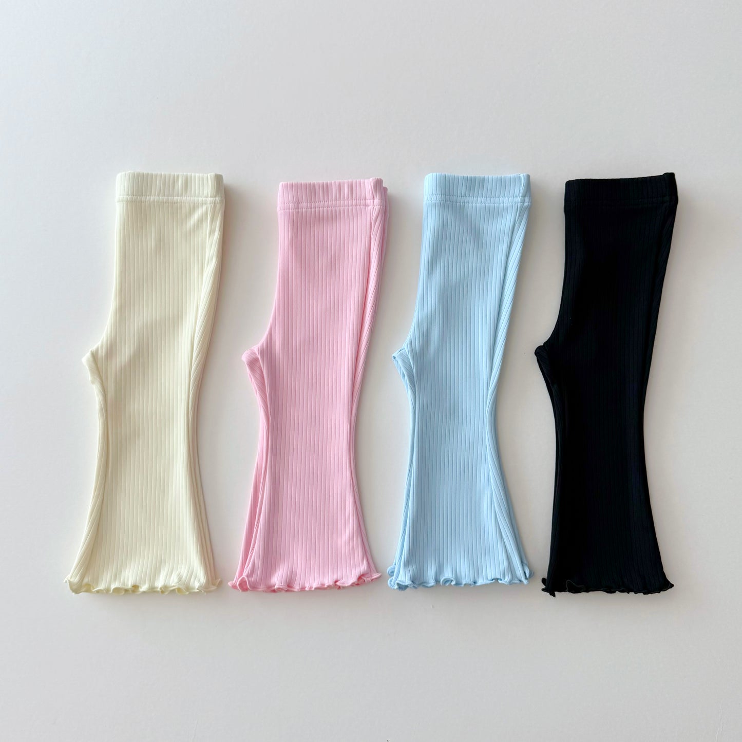 Cooling boot-cut leggings [yellow, pink]