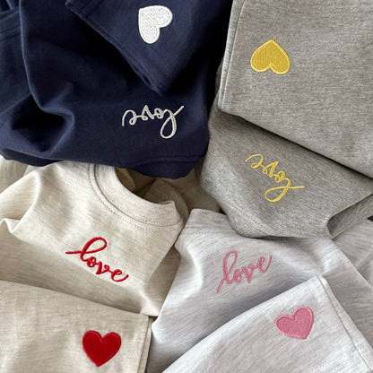 [PRE-ORDER] Love embroidery set