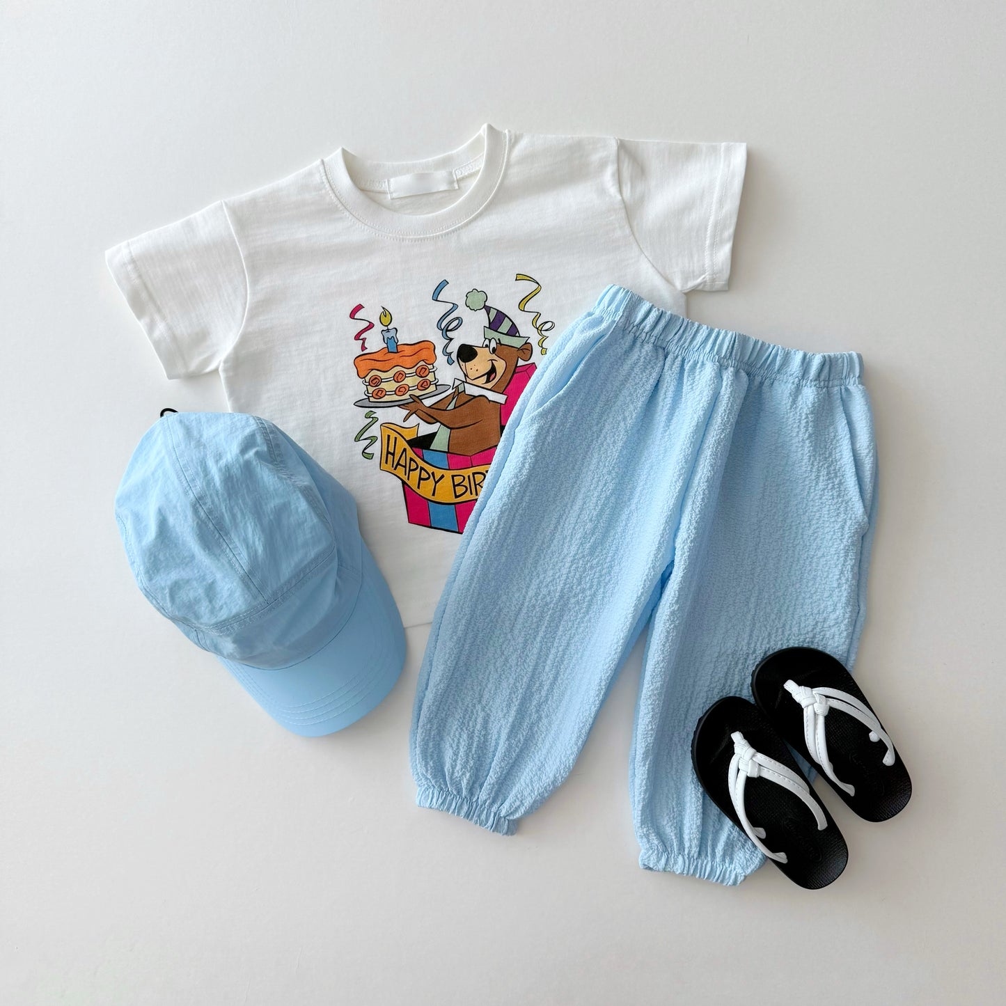 [PRE-ORDER] Yogi bear t-shirt