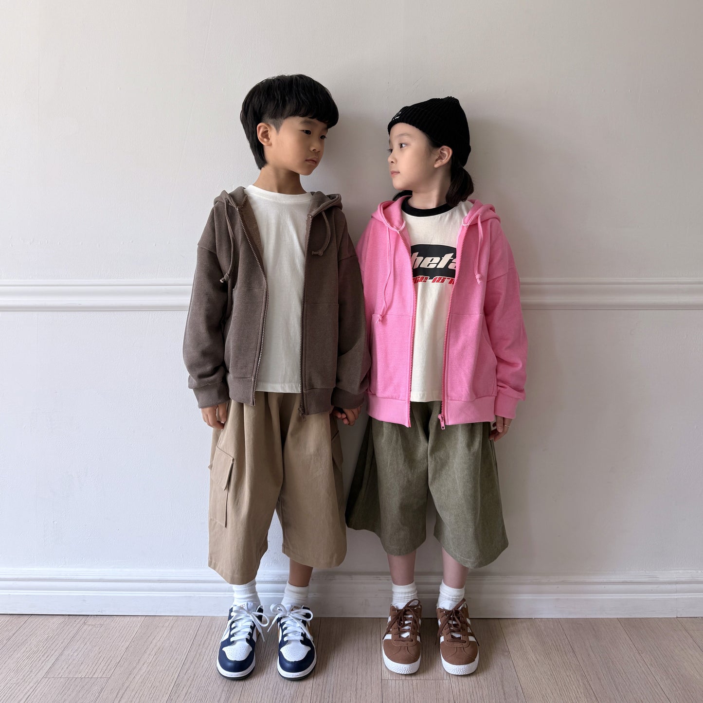 [PRE-ORDER] Mid-calf cargo pants
