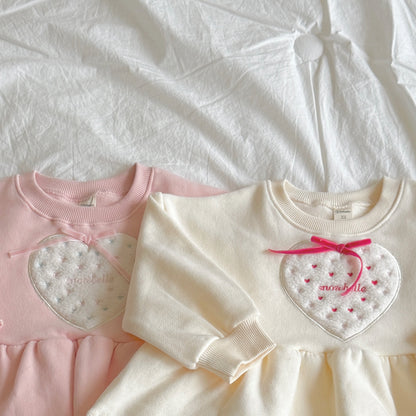 [PRE-ORDER] Snowbell Sweatshirt