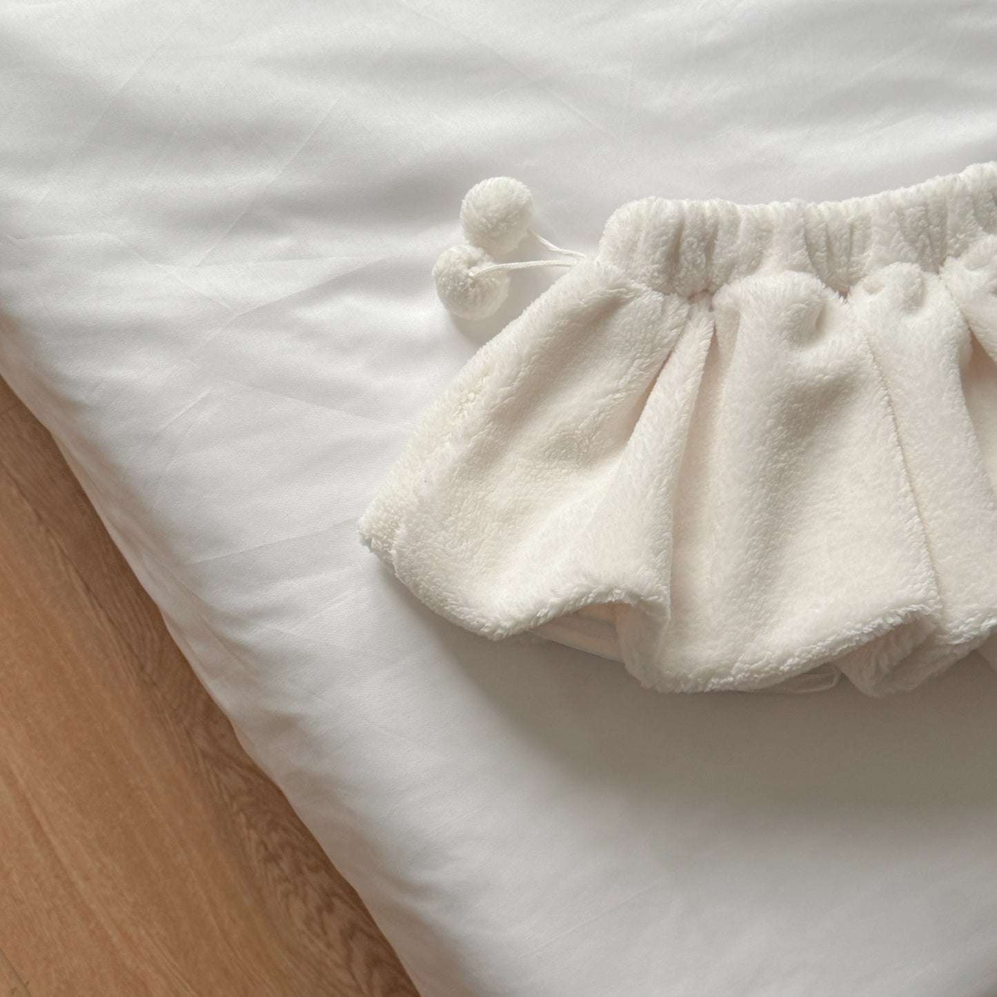 [PRE-ORDER] Fluffy Balloon Skirt