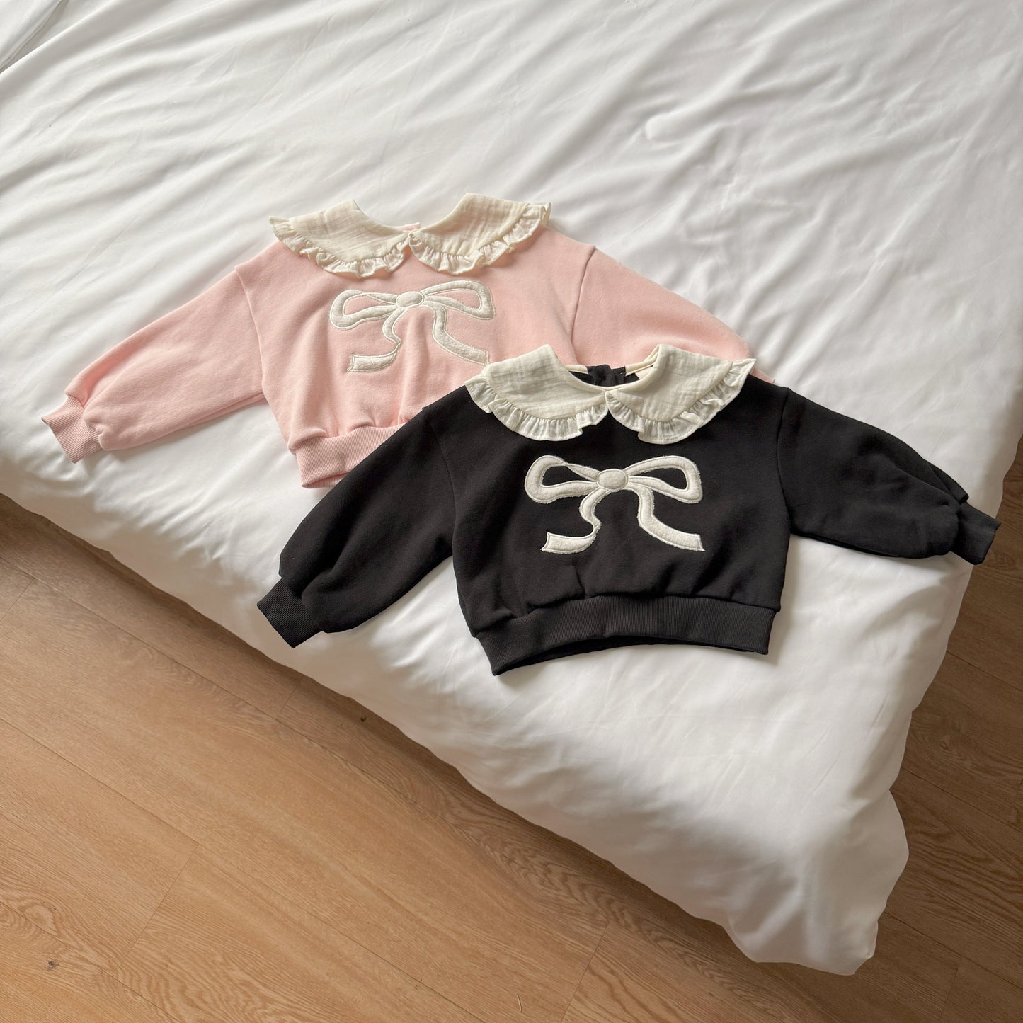 [PRE-ORDER] Ribbon Collar Sweatshirt