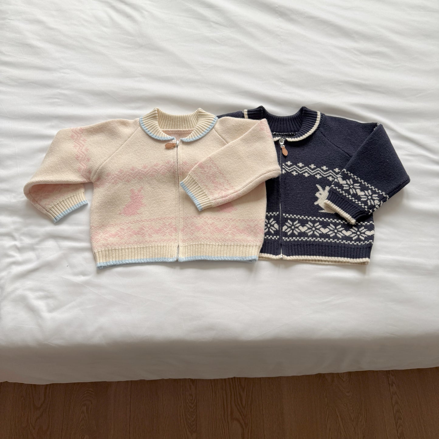 [PRE-ORDER] Bunny Nordic Knit Zip-up