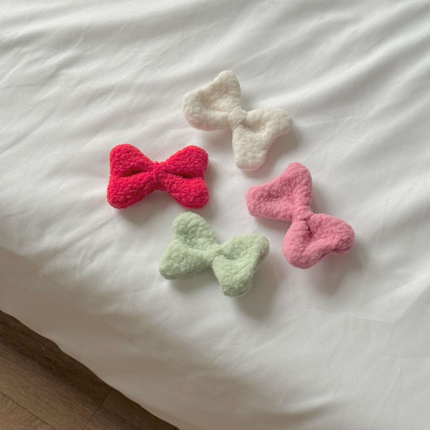 [PRE-ORDER] Color-Pop Ribbon Pin