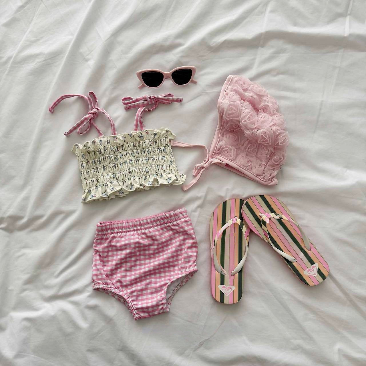 [PRE-ORDER] Rose lace swim hat