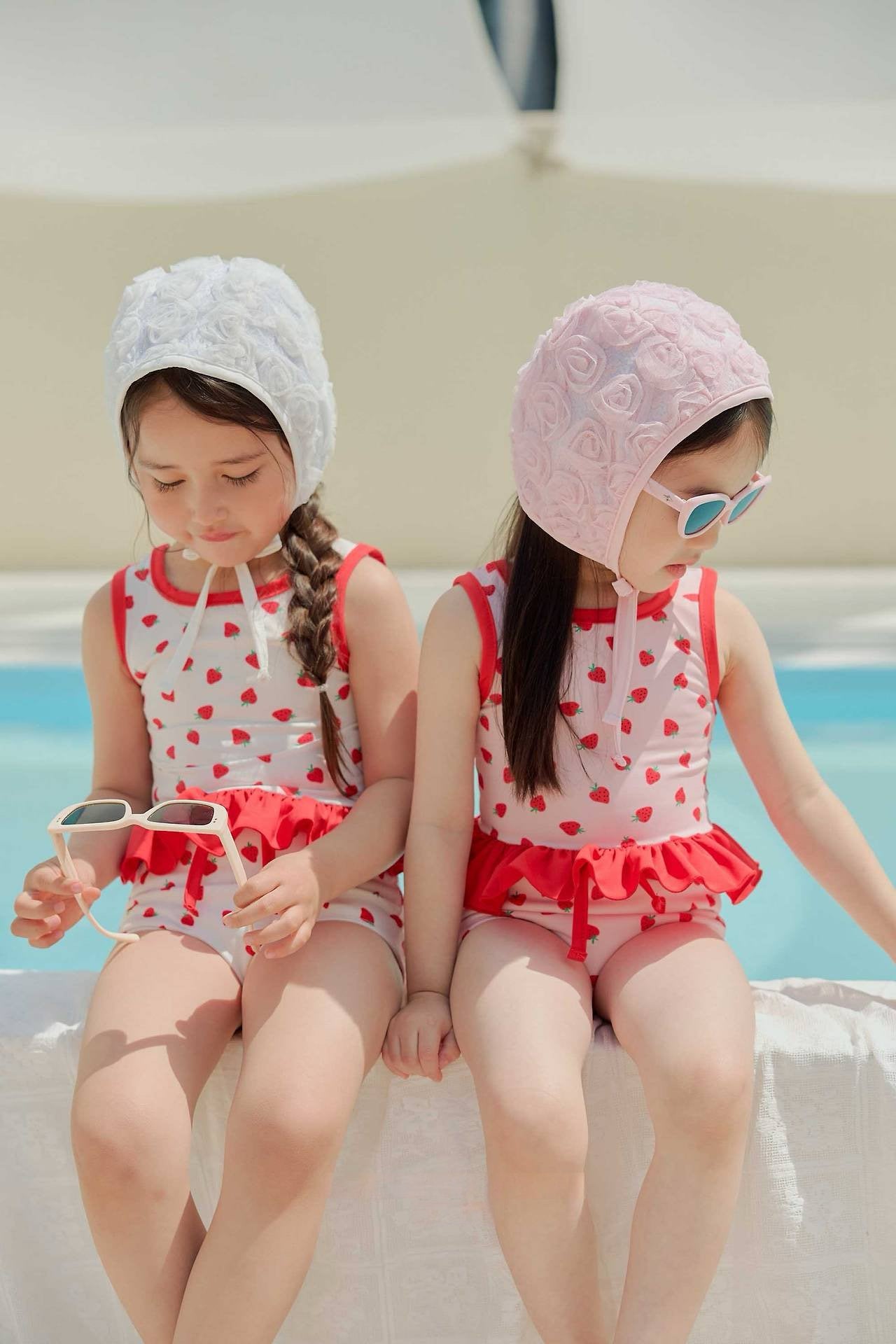 [PRE-ORDER] Rose lace swim hat