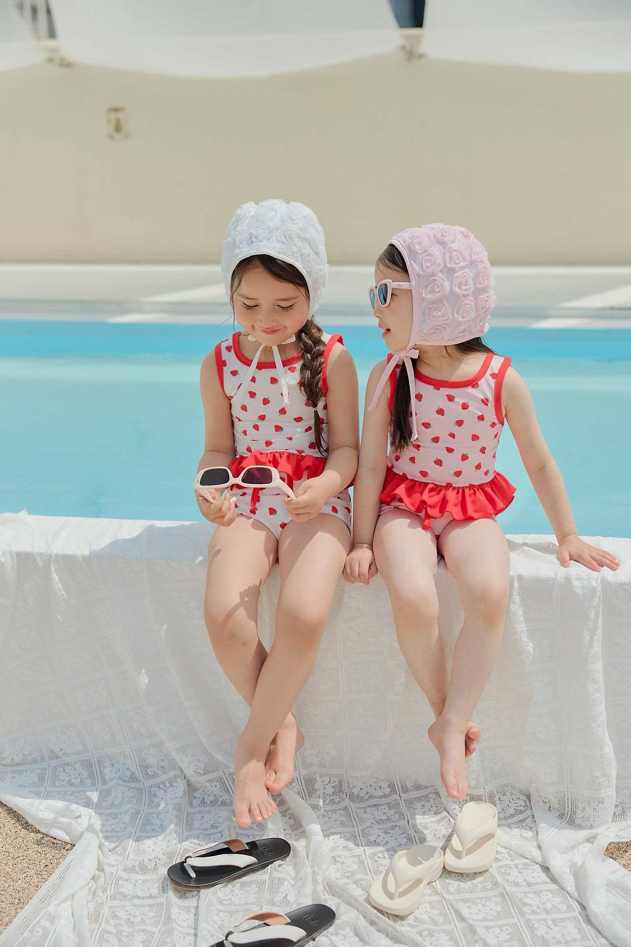 [PRE-ORDER] Rose lace swim hat