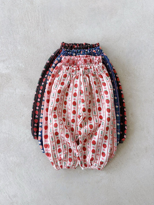 [PRE-ORDER] Strawberry Sausage Pants