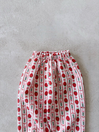 [PRE-ORDER] Strawberry Sausage Pants