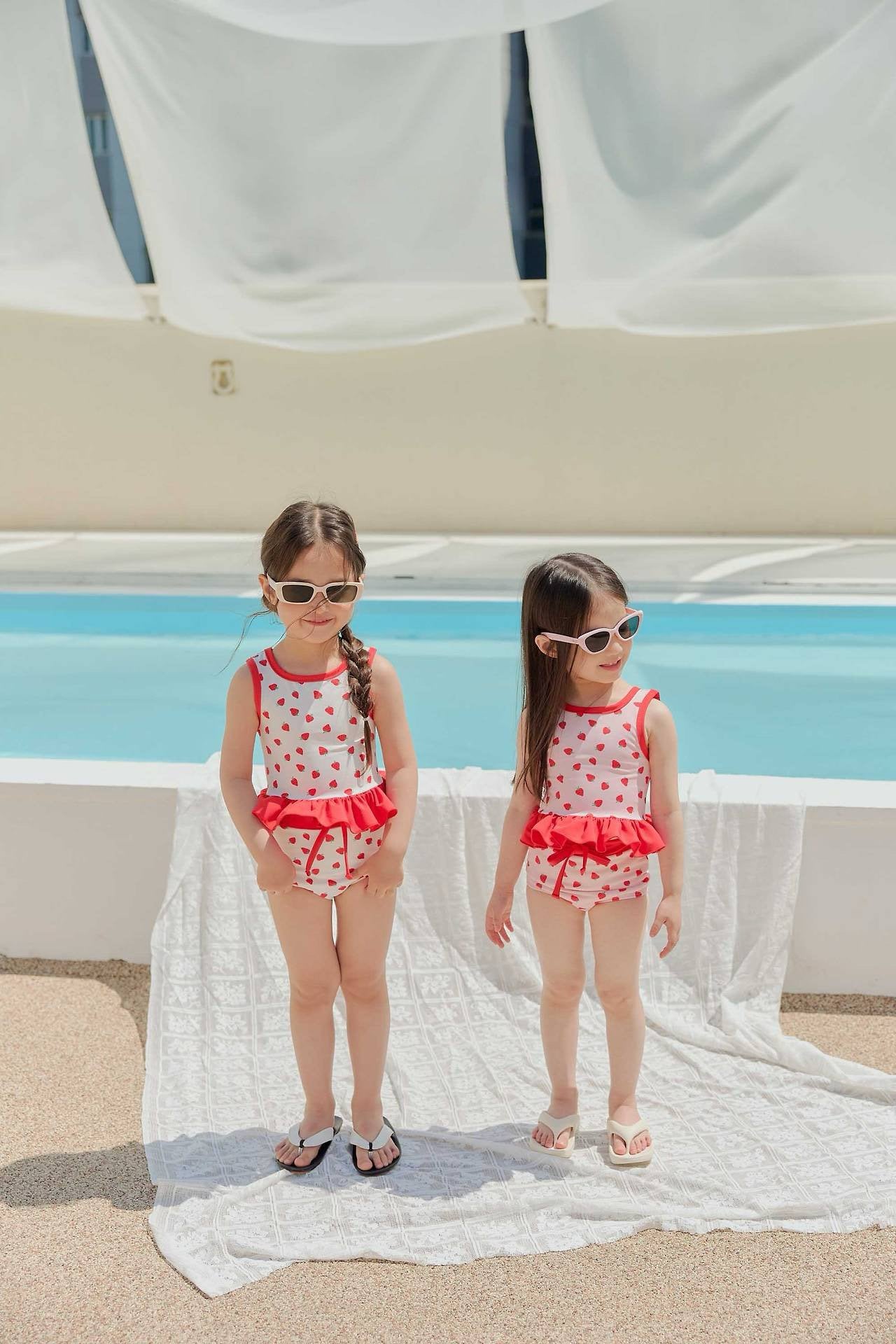 [PRE-ORDER] Strawberry Swim Set