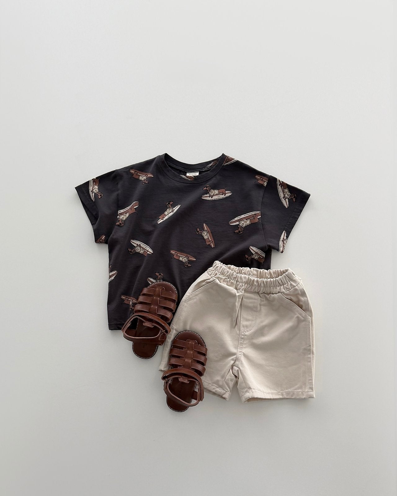 [PRE-ORDER] Surfing Dog T-shirt
