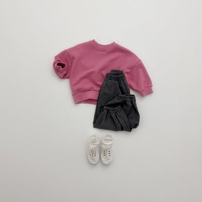 [PRE-ORDER] Snug Sweatshirt