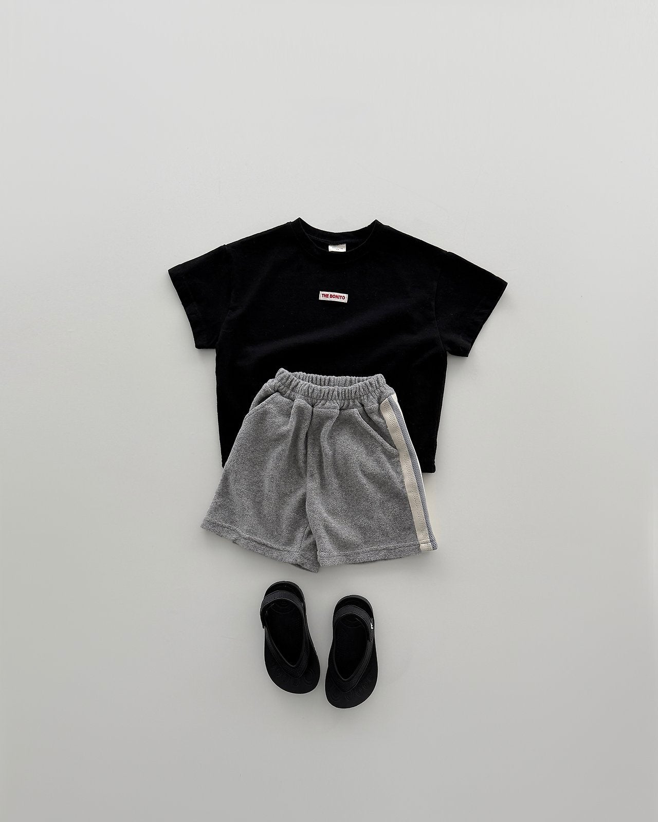 [PRE-ORDER] Terry line tape shorts